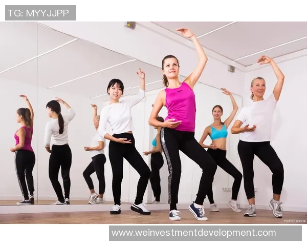 南京极限运动嘉年华街舞队精彩节奏表现引发热烈反响